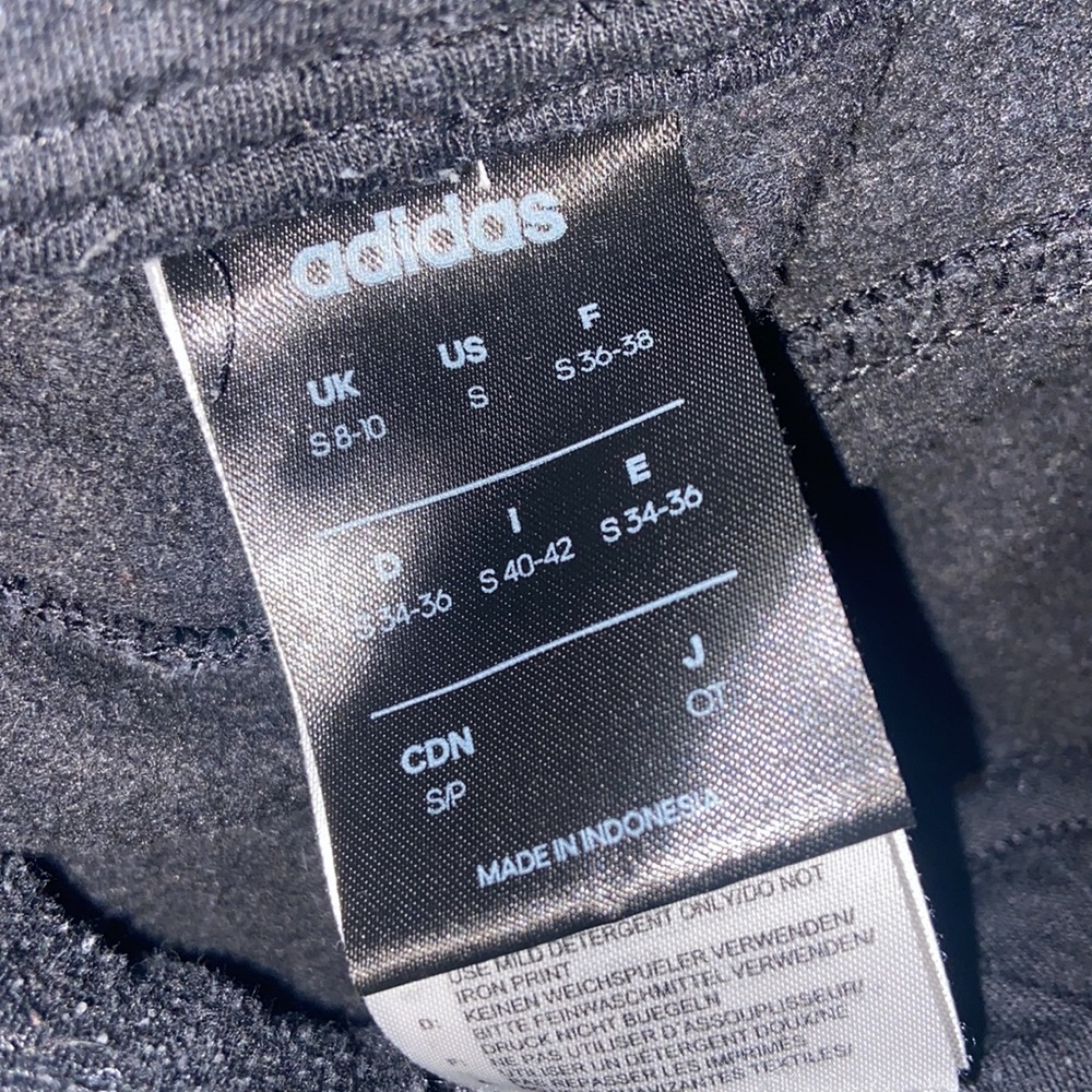adidas sweatpants!🖤🖤 - Picture 2 of 2